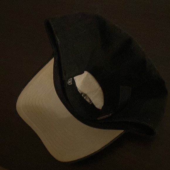 Las Vegas Raiders Dad Hat - Picture 2 of 2